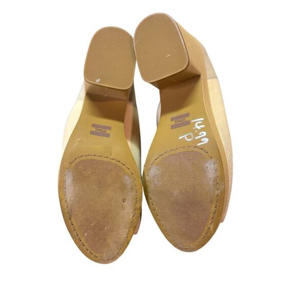 TOMS Women's Florence Sandal, Honey Beige, Peep Toe Platform, Suede, Slip On - Picture 6 of 9